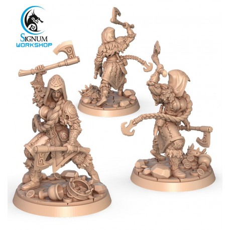 Bjorn, the Bear's Paw - Signum workshop